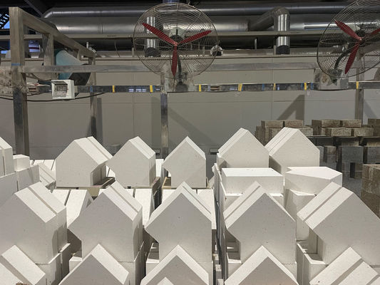 Alta temperatura 95% Al2O3 ladrillos refractarios ladrillos de corindón blanco para hornos de arco eléctrico